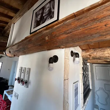 Lou Mireio Apartment *