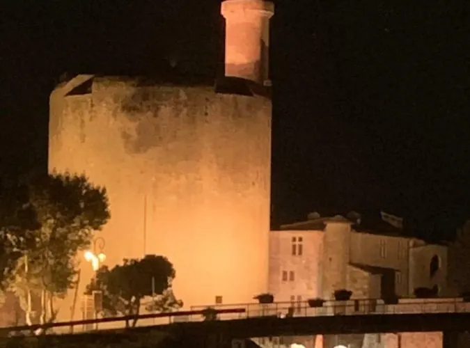 Lou Mireio * Aigues-Mortes
